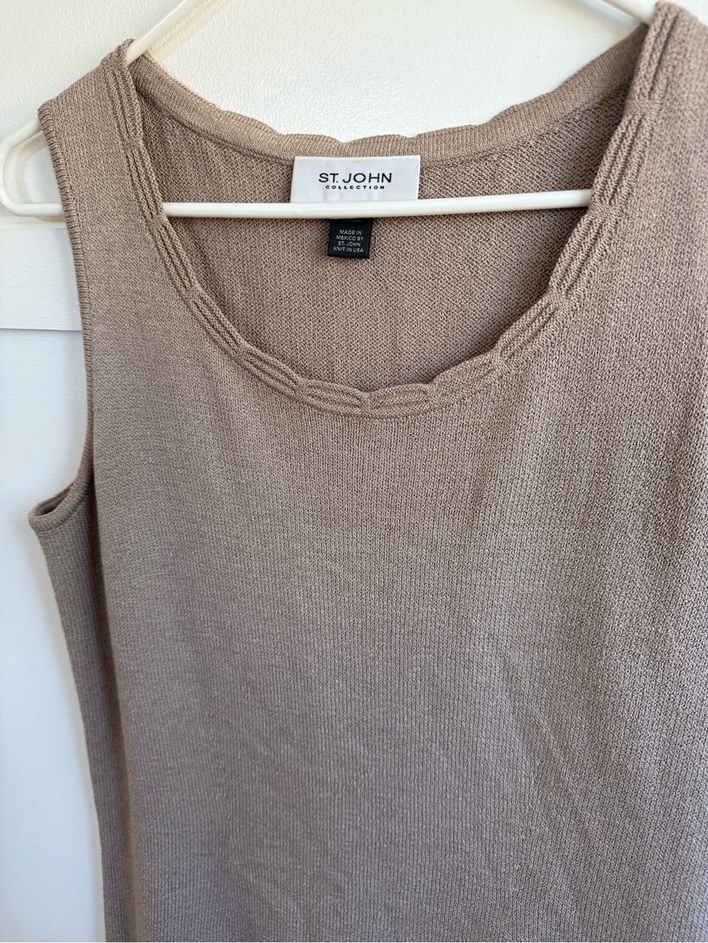 St. John Collection Tan Santana Knit Tank Dress Size 8 Mid-Length Bodycon Sheath - Picture 6 of 9